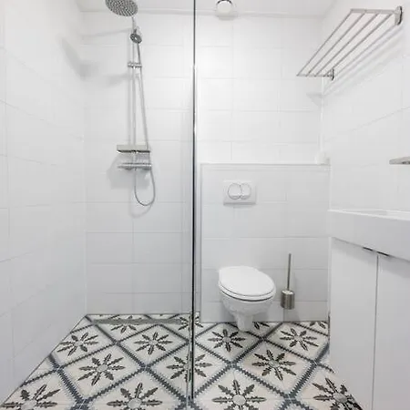 't Pekelhuis - Op Boerderij Huize Blokland * Hem